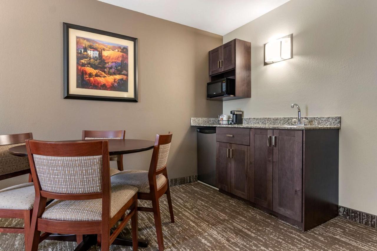 Best Western Plus Pembina Inn & Suites Winnipeg Eksteriør bilde